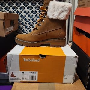 Women's Courmayeur Valley 6-Inch Waterproof Faux-Fur Boot